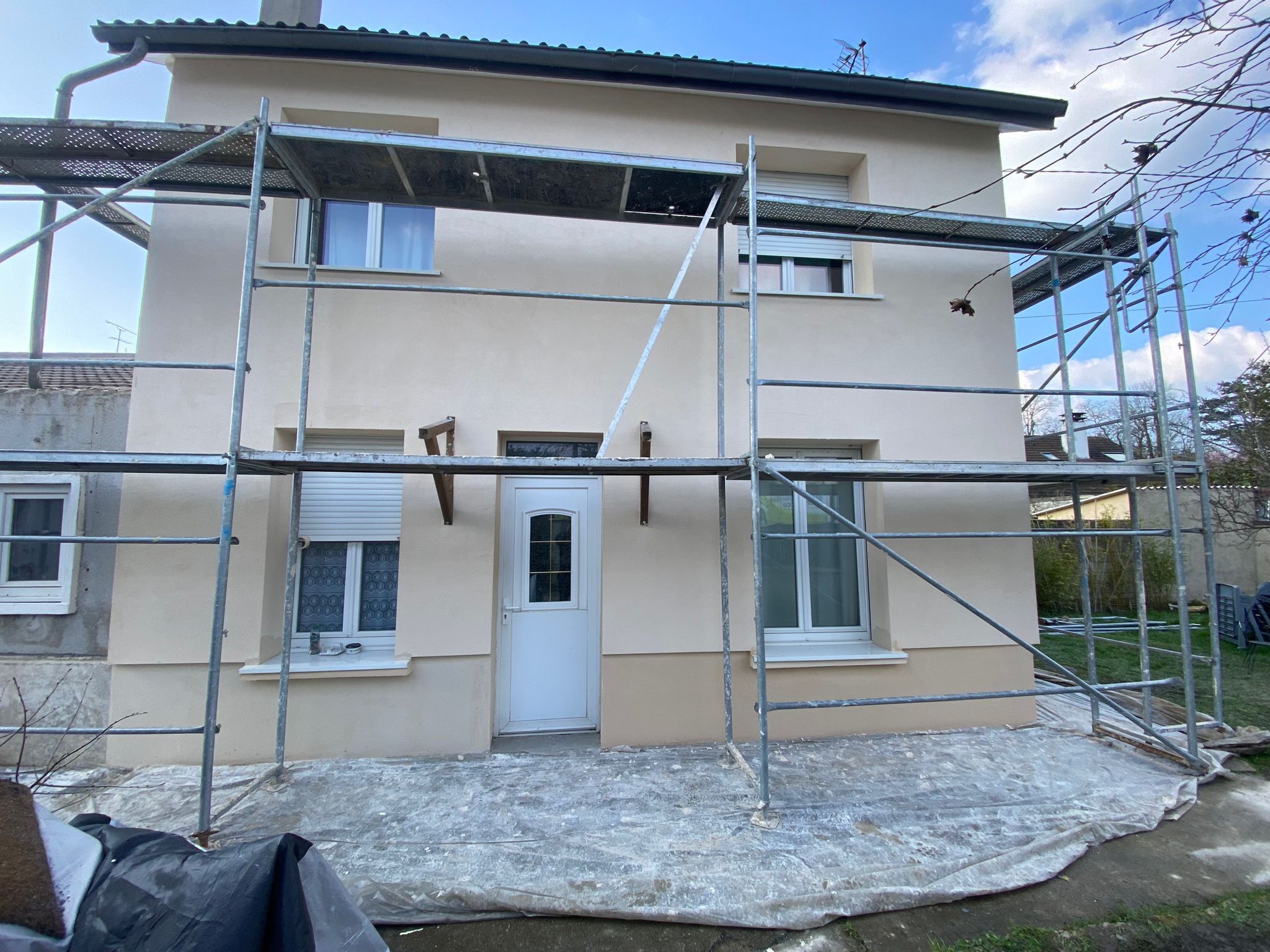 Étape 4 - Application du crépi de finition